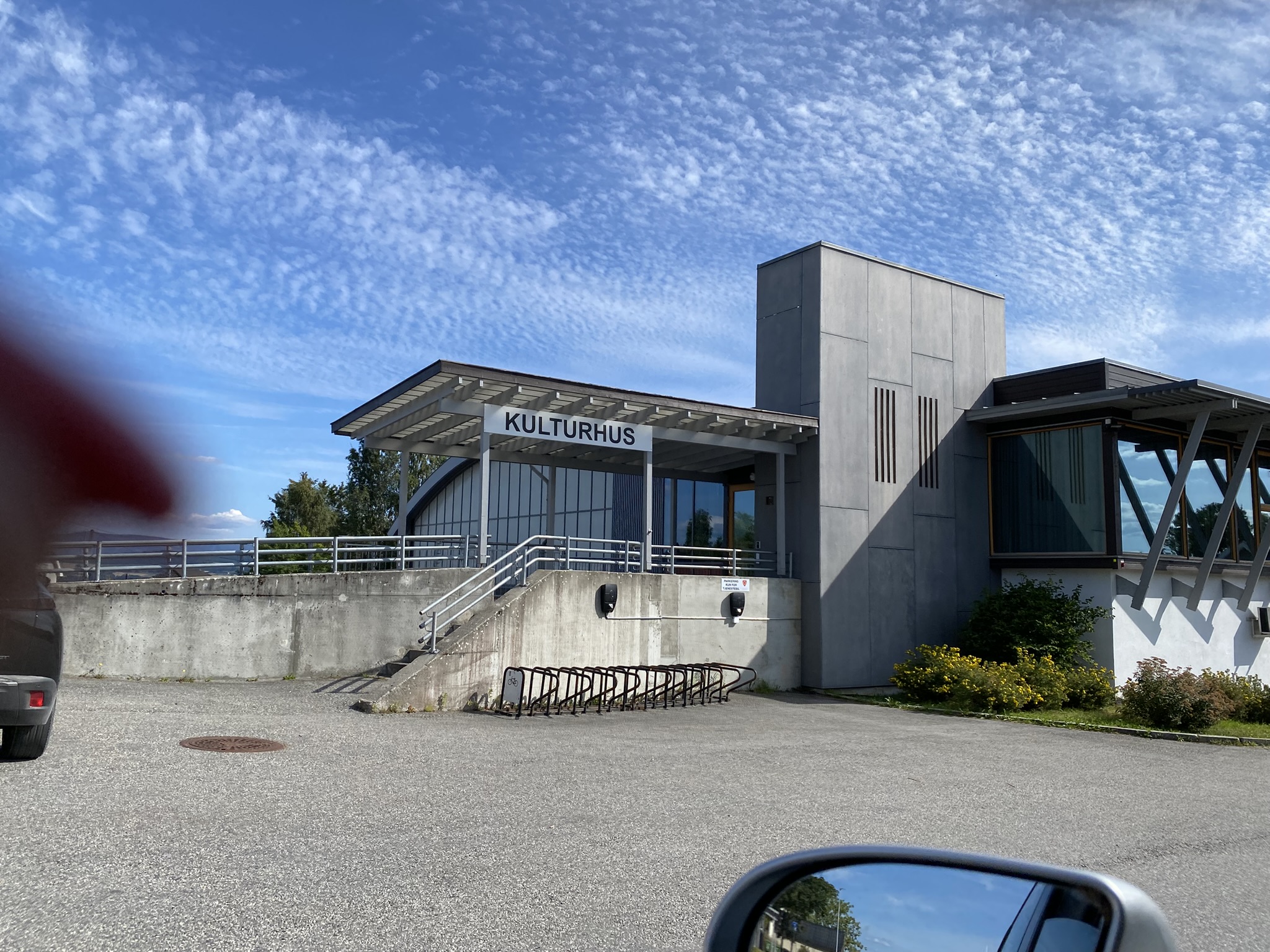 Skole og idrettsområde